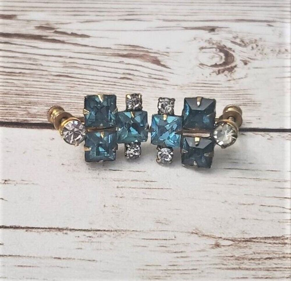 Vintage Screw Back Earrings - Blue & Clear Gems 5/8"